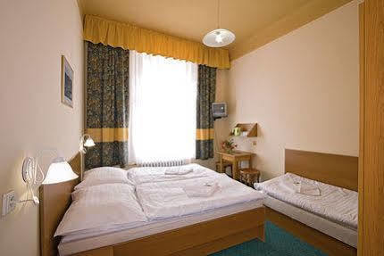 Sofia 3* Prag